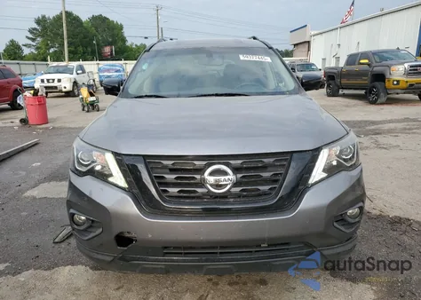 2018 Nissan Pathfinder S z USA, uszkodzony, nr VIN 5N1DR2MM3JC657533